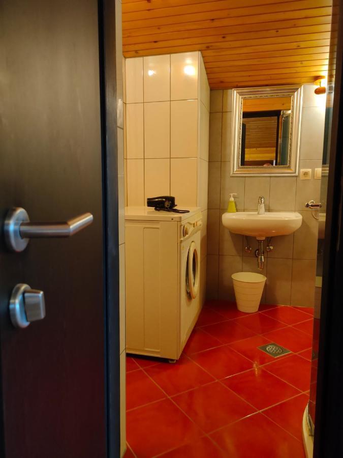 Rooms And Apartment Na Poljani Škofja Loka エクステリア 写真